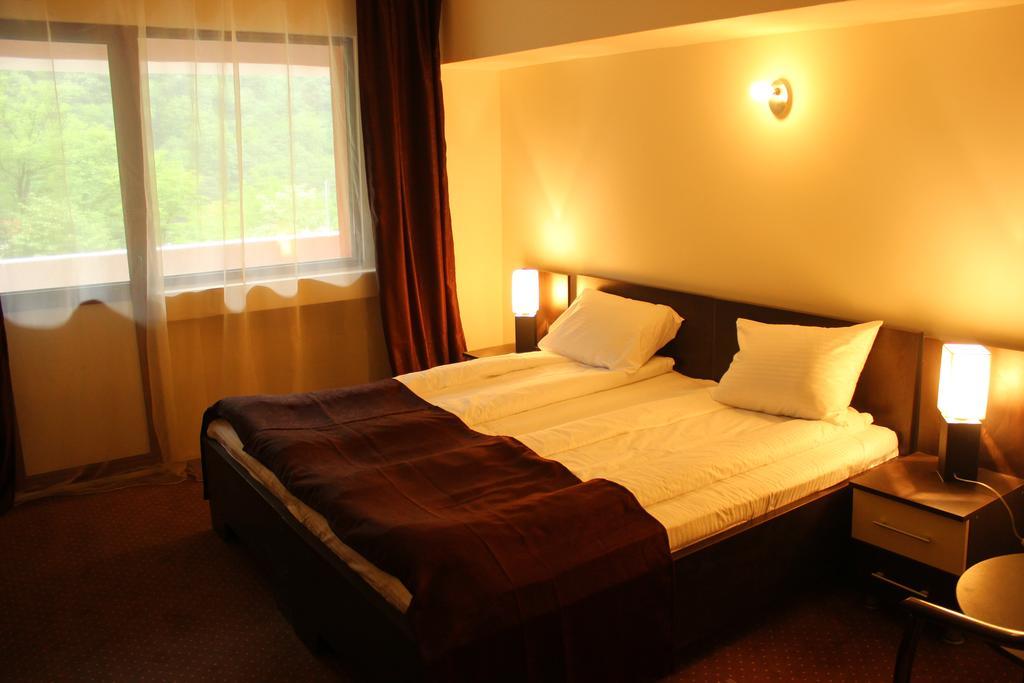 Hotel Domogled Băile Herculane Quarto foto